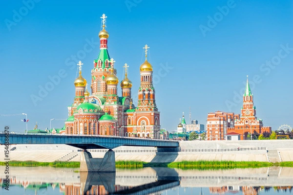 Obraz Picturesque Cathedral of the Annunciation of the Blessed Virgin Mary in Yoshkar-Ola on the river embankment. Russia