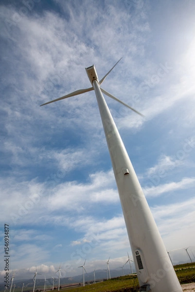 Obraz Parque eólico cielo azul con nubes