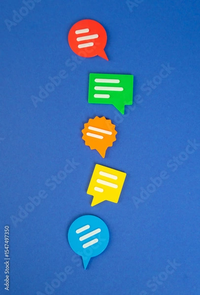 Fototapeta Conversation bubbles comments. Opinions, ideas and reasoning. Lead a discussion. Social debate, online discussion forums, or productive exchanges in professional environments. Democratic discourse