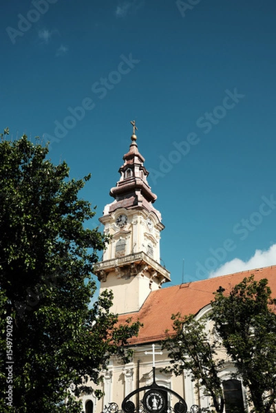 Obraz Serbian Orthodox church in Vrsac with baroque architecture and a tall steeple.