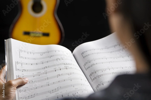 Obraz Reading musical chords