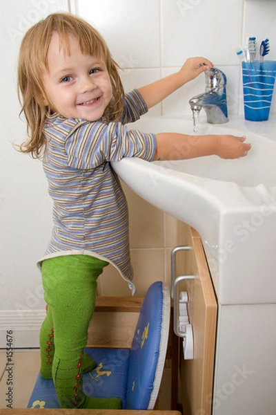 Obraz child in bath room