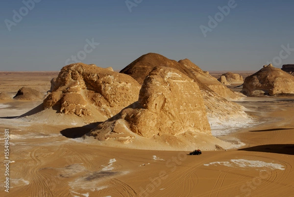 Fototapeta The strange rock formations of the Desert of Obstacles, Egypt