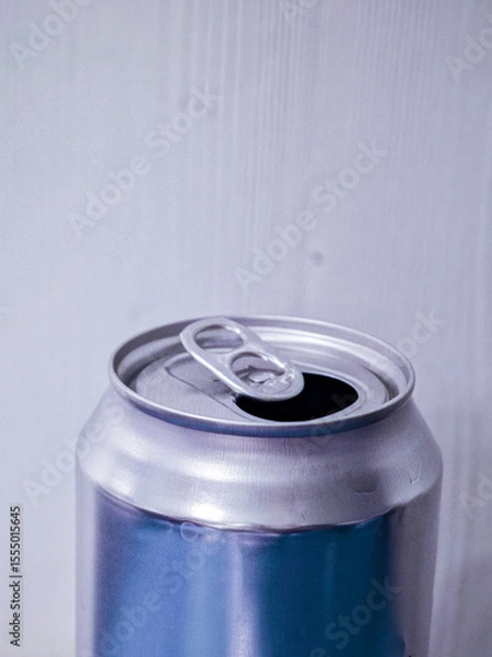 Obraz A can of soda with a tab on top