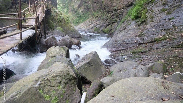 Obraz river in the mountains