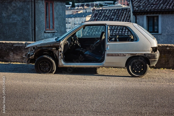 Obraz Wrecked and abandoned car