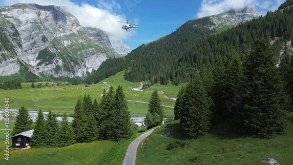 Obraz Hochtal Bargis - Ein Hubschrauber