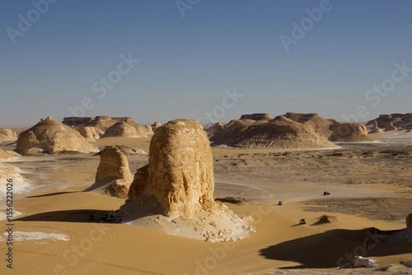 Fototapeta The characteristic rock formations of the Desert of Obstacles in Egypt