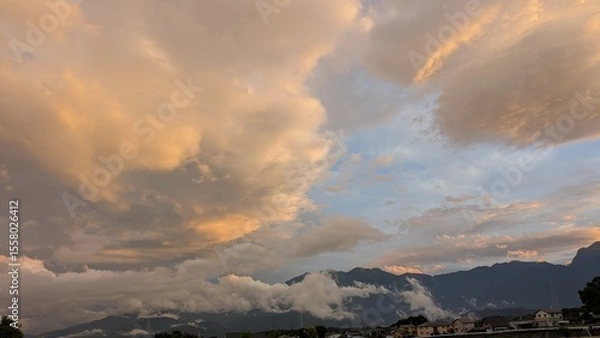 Fototapeta 夕日に染まった雲