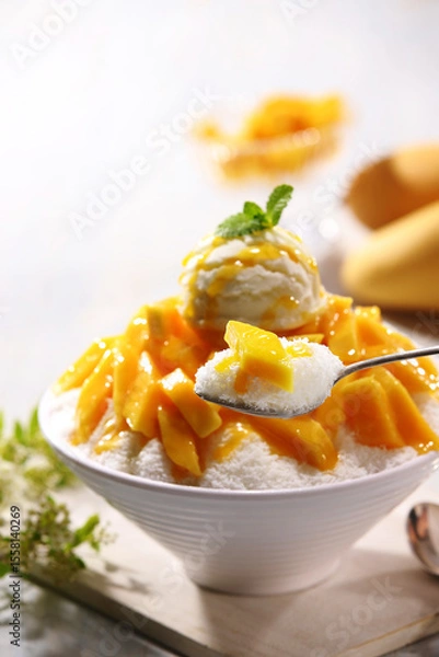Obraz 맛있고 시원한 디저트인 애플망고 눈꽃 빙수.