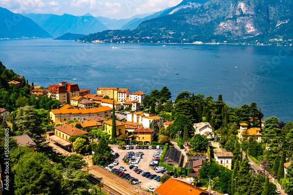 Fototapeta The village of Varenna, on Lake Como, photographed on a summer day. 
