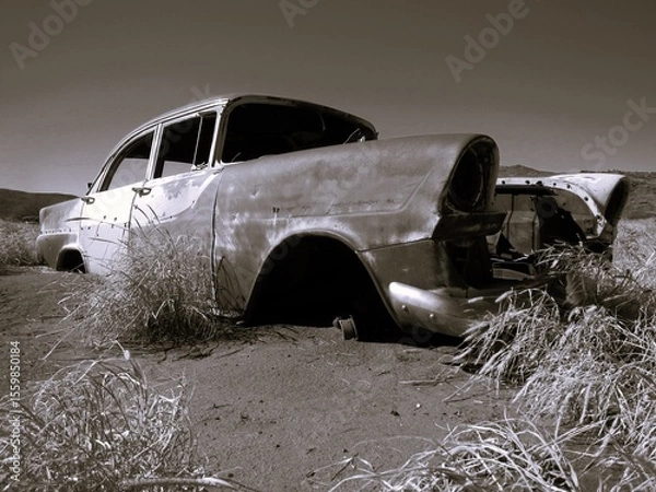 Obraz old car in desert