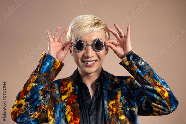 Obraz Showing Off Jazzy Sunglasses