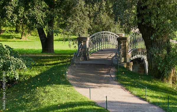 Obraz  Gatchina Park. Historical bridge between two lakes.