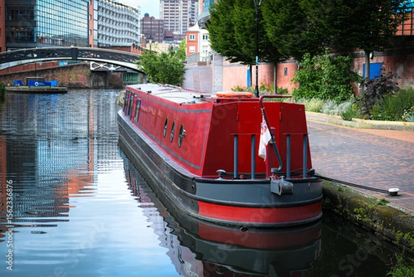 Obraz Boat in Main Line Canals of Birmingham