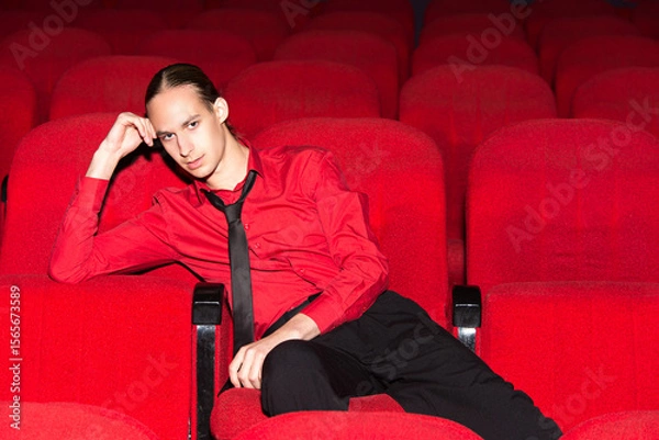 Obraz young man watching tv