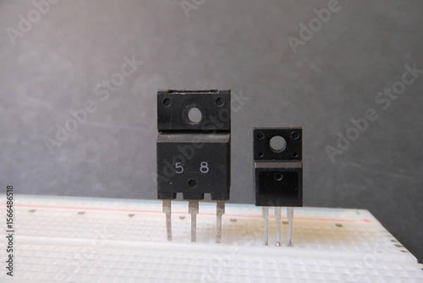 Fototapeta Power transistors in different size