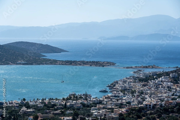 Fototapeta picturesque landscape with a view of the mountains and the sea on the island of Crete