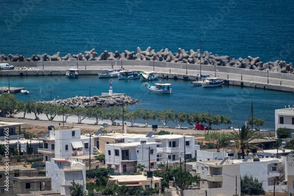 Fototapeta picturesque landscape with a view of the mountains and the sea on the island of Crete
