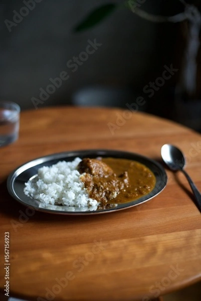 Obraz ステンレスの皿に盛り付けたカレーライス