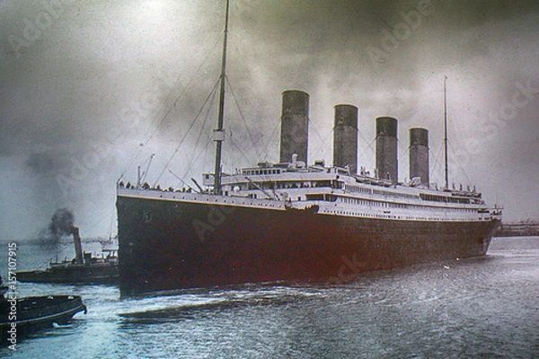 Fototapeta Titanic na starej fotografii, Belfast, Irlandia Północna