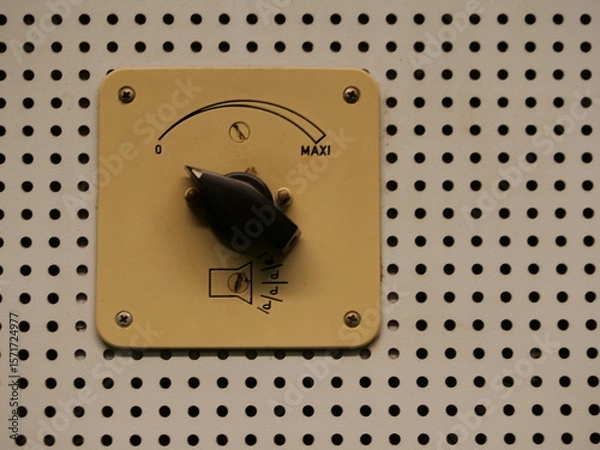 Obraz Switch with a black knob on it