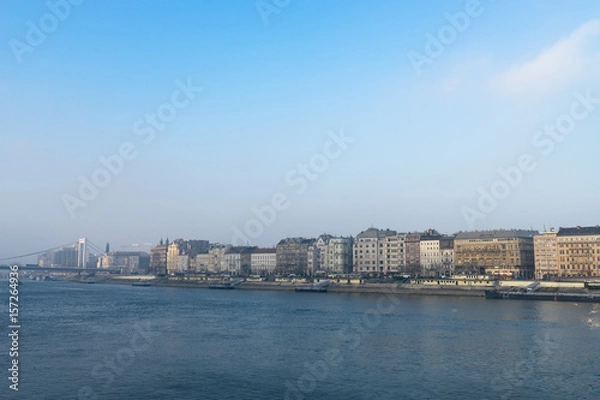 Fototapeta ドナウ川沿いのペスト地区の風景