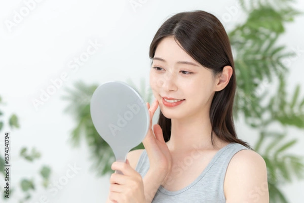 Fototapeta 女性　スキンケア　手鏡