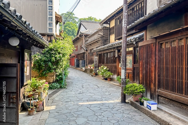 Obraz 古い町並みが残る鞆の浦の風情ある街並み