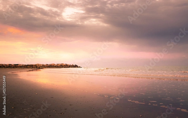 Fototapeta Dramatic coastline sunset with twilight time in yellow and magenta tone : Seascape