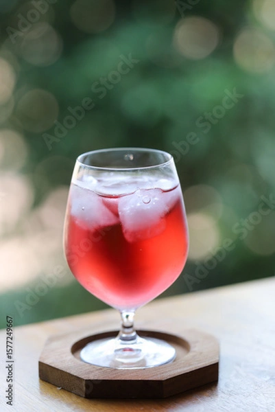 Obraz 天然のプラムジュース