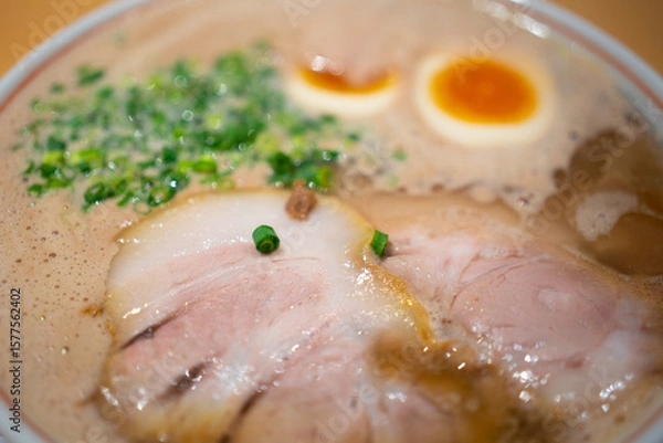 Fototapeta 濃厚泡系チャーシュー麺