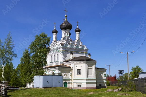 Fototapeta Церковь Троицы Живоначальной на Парусинке. Ивангород. Ленинградская область. Россия.