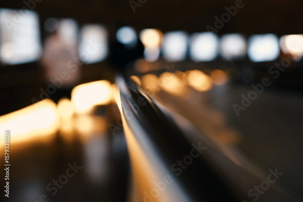 Obraz Geländer eines Rundgangs im Museum