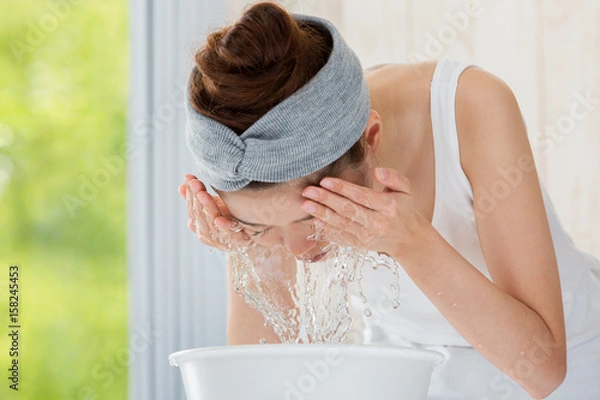 Fototapeta 洗顔