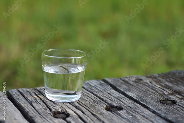 Obraz グラスに水