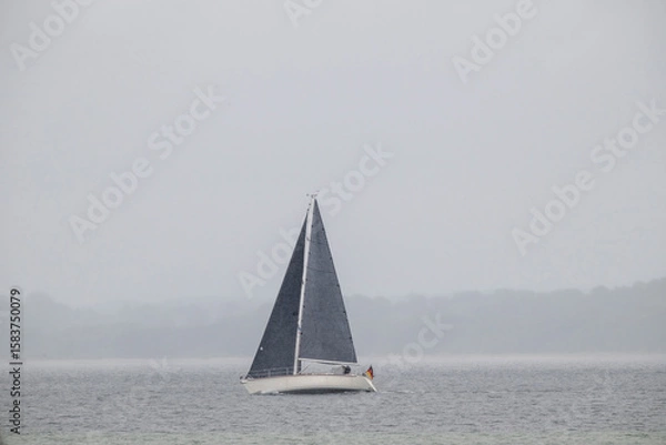 Obraz Segelboot auf der Ostsee in der Eckernförder Bucht, Schleswig-Holstein, Deutschland