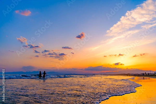 Obraz 湘南サンセット　2人のサーファー
