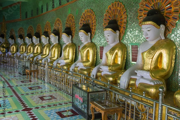 Obraz U Min Thonze caves, Sagaing, Myanmar
