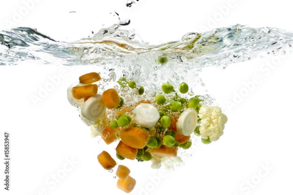 Fototapeta Vegetable splashing