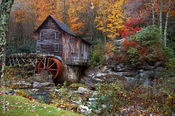 Fototapeta autumn at the grist mill