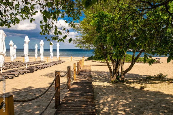 Obraz Sunny summer beach on the Baltic Sea in Sopot	