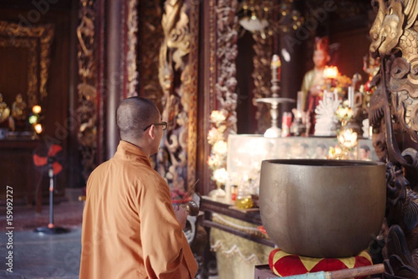 Obraz Can Tho, Vietnam - November 15, 2014: Altar of vietnamese buddhism temple