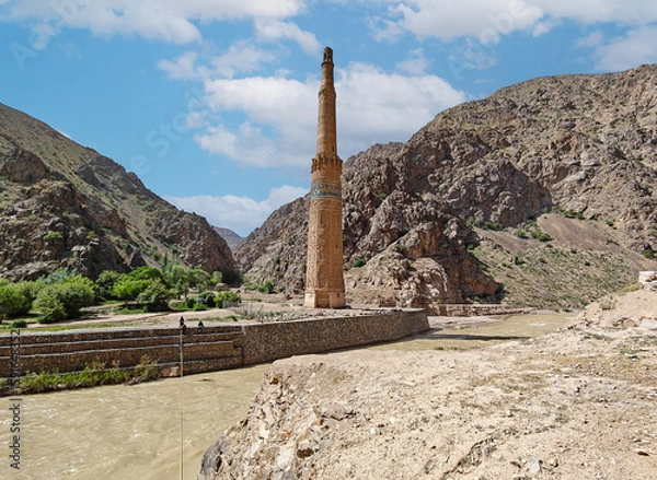 Fototapeta Jam, Afghanistan - one of the most mystical attractions in Afghanistan, the Minaret of Jam stands isolated in a remote and nearly inaccessible valley of the Shahrak District