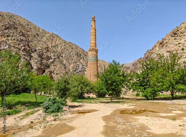 Fototapeta Jam, Afghanistan - one of the most mystical attractions in Afghanistan, the Minaret of Jam stands isolated in a remote and nearly inaccessible valley of the Shahrak District