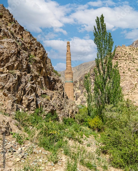 Fototapeta Jam, Afghanistan - one of the most mystical attractions in Afghanistan, the Minaret of Jam stands isolated in a remote and nearly inaccessible valley of the Shahrak District