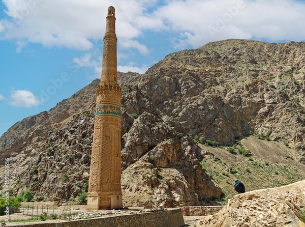 Fototapeta Jam, Afghanistan - one of the most mystical attractions in Afghanistan, the Minaret of Jam stands isolated in a remote and nearly inaccessible valley of the Shahrak District