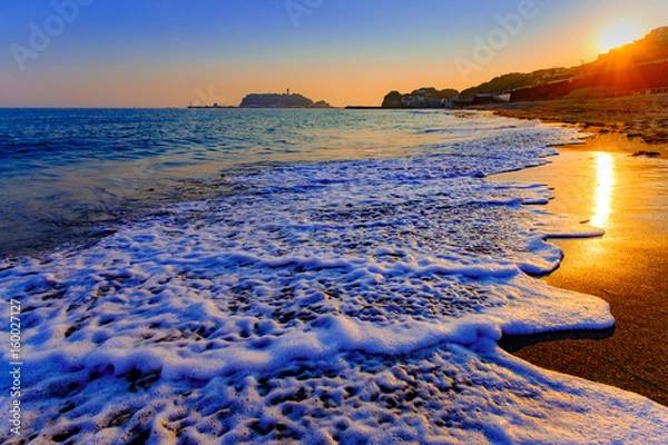 Fototapeta 七里ヶ浜（鎌倉高校前）からの江ノ島の夕焼け