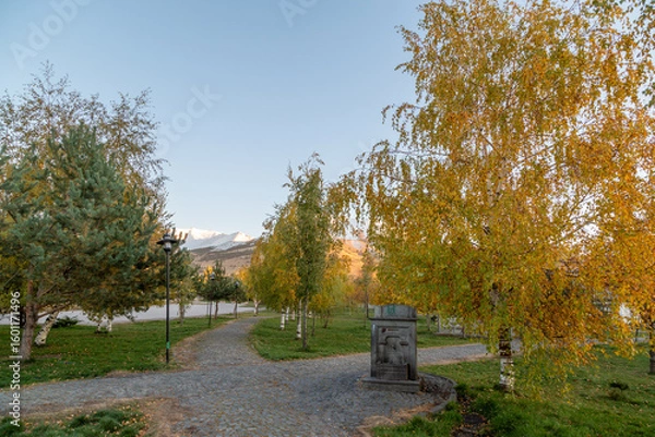 Fototapeta Autumn in a park in Erzurum, Turkey