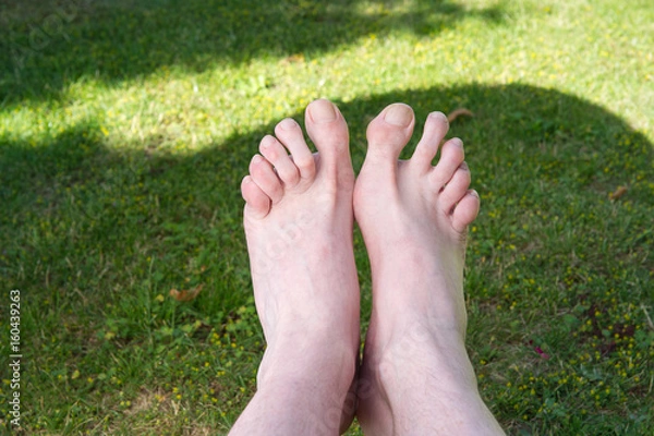 Obraz Weiße Füße in Natur